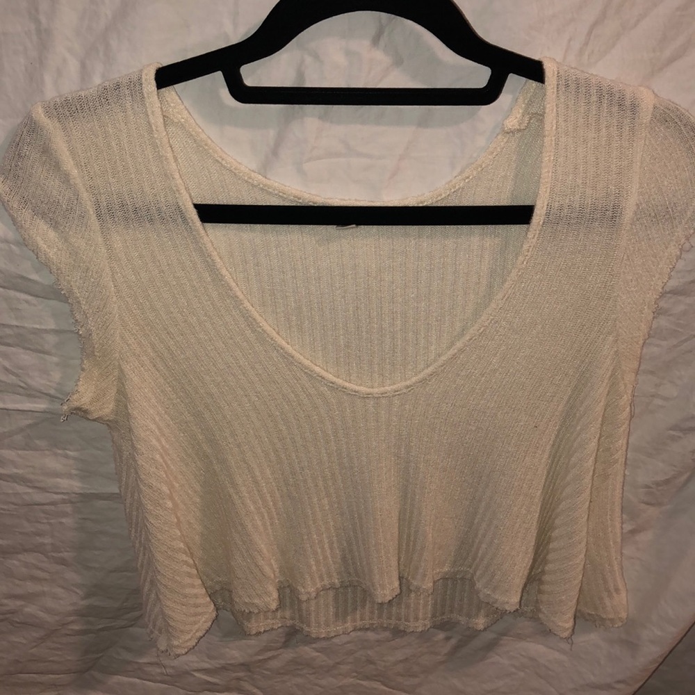 Off-White Flowy Crop Top